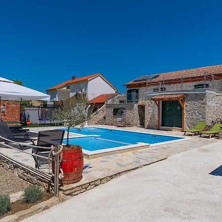 Vakantiehuis Kunta *