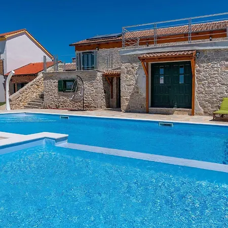 Hébergement de vacances Kunta *